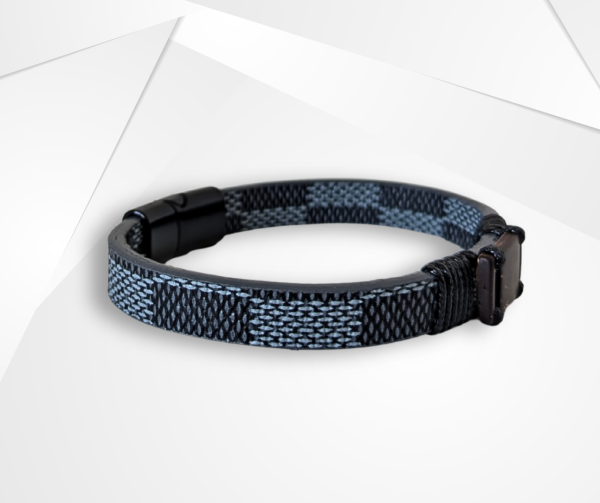 NFC Coconut Shell & Blue Patterned Leather Bracelet – Modern Edition - Image 2